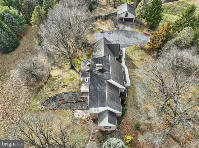 $1,500,000 | 94 Stone Mill Road, Hummelstown, PA 17036