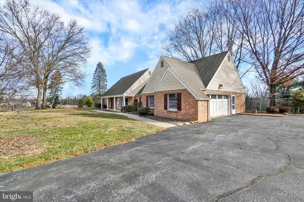 $1,500,000 | 94 Stone Mill Road, Hummelstown, PA 17036