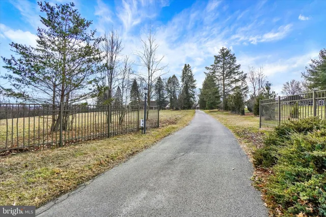 $1,500,000 | 94 Stone Mill Road, Hummelstown, PA 17036