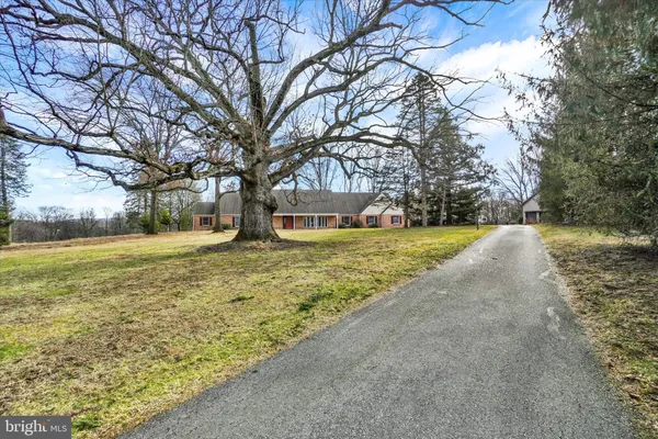 $1,500,000 | 94 Stone Mill Road, Hummelstown, PA 17036