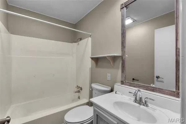 $194,900 | 1330 North Sprigg Street, Unit 8, Cape Girardeau, MO 63701