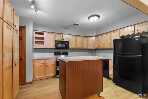 $194,900 | 1330 North Sprigg Street, Unit 8, Cape Girardeau, MO 63701