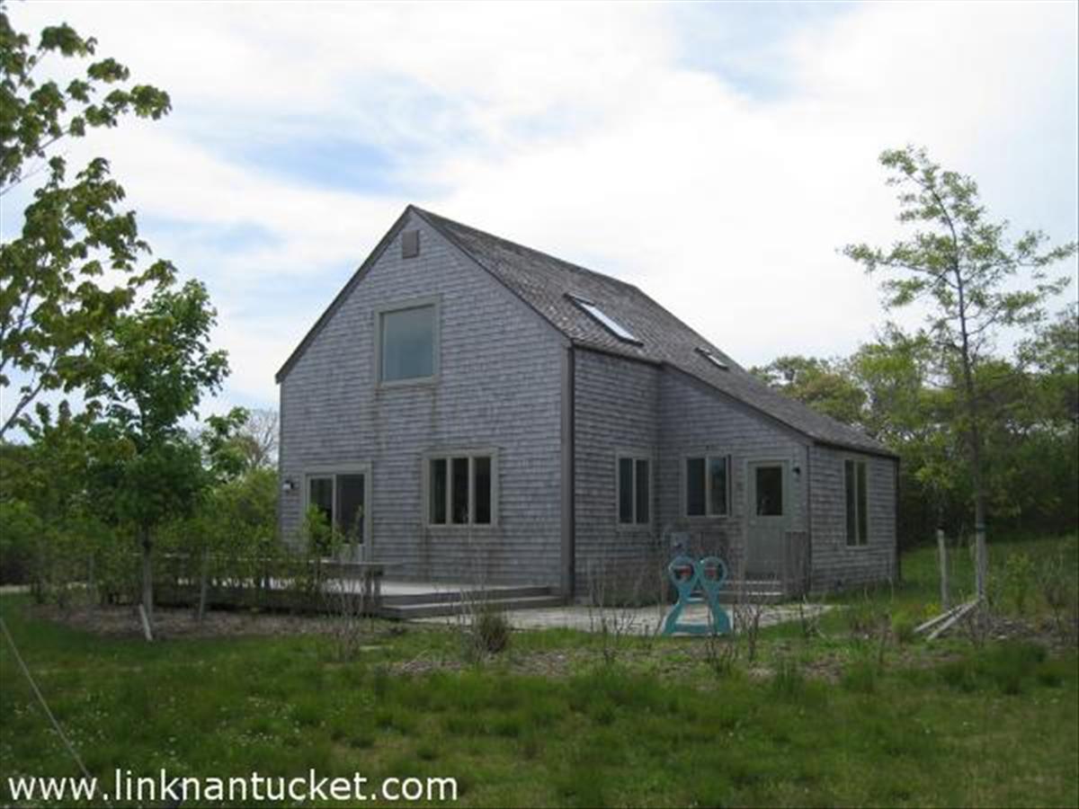 31 Almanack Pond Road Nantucket, MA 02554 - Photo 2 of 17 Gallery Image 2