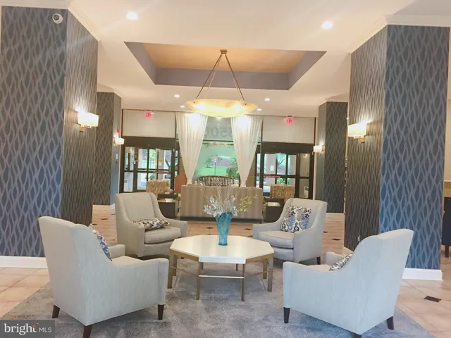 $2,500 | 5500 Holmes Run Parkway, Unit 1404, Alexandria, VA 22304