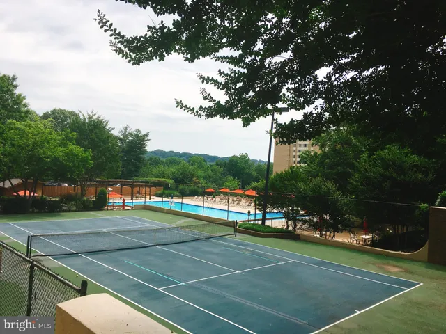 $2,500 | 5500 Holmes Run Parkway, Unit 1404, Alexandria, VA 22304