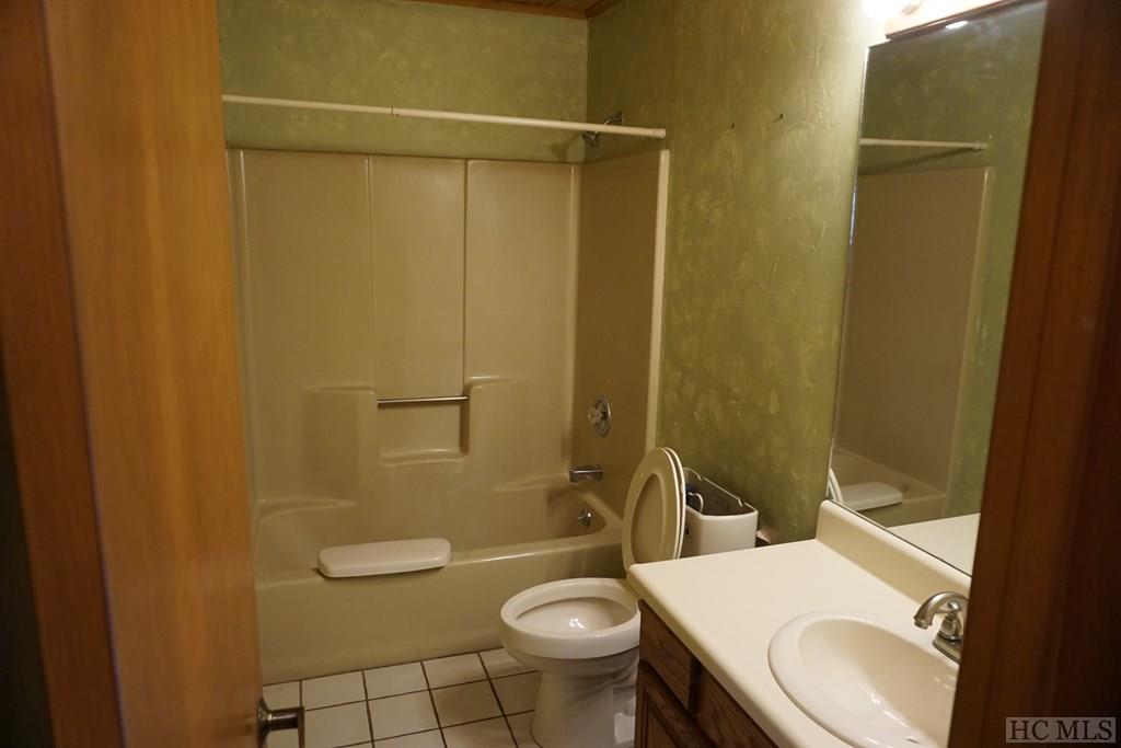 89 Picklesimer Road Highlands, NC 28741 - Photo 8 of 18 Gallery Image 8