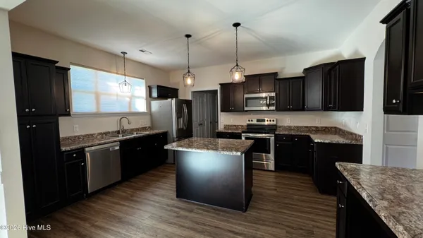 $2,100 | 330 James Hedrick Court, Jacksonville, NC 28540