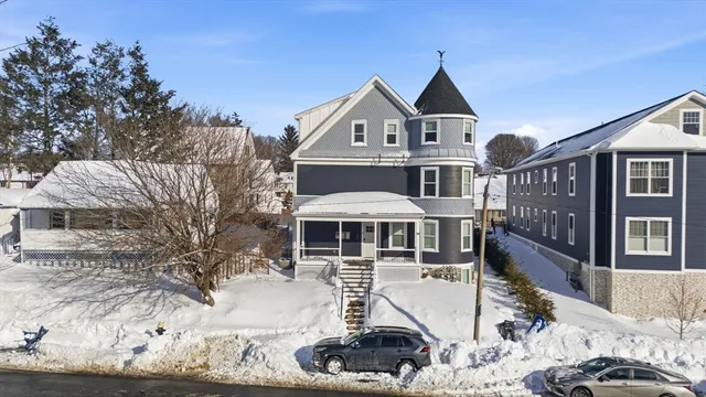 $625,000 | 19-21 Standard Street, Unit 3, Boston, MA 02126