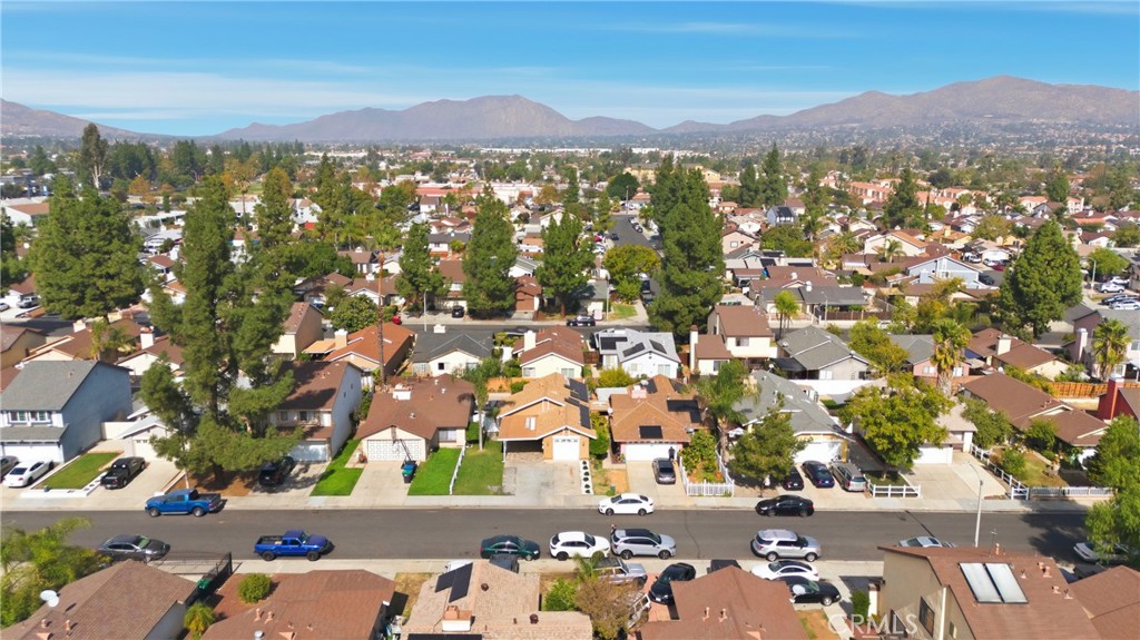 24150 Rothbury Drive Moreno Valley, CA 92553 - Photo 2 of 11