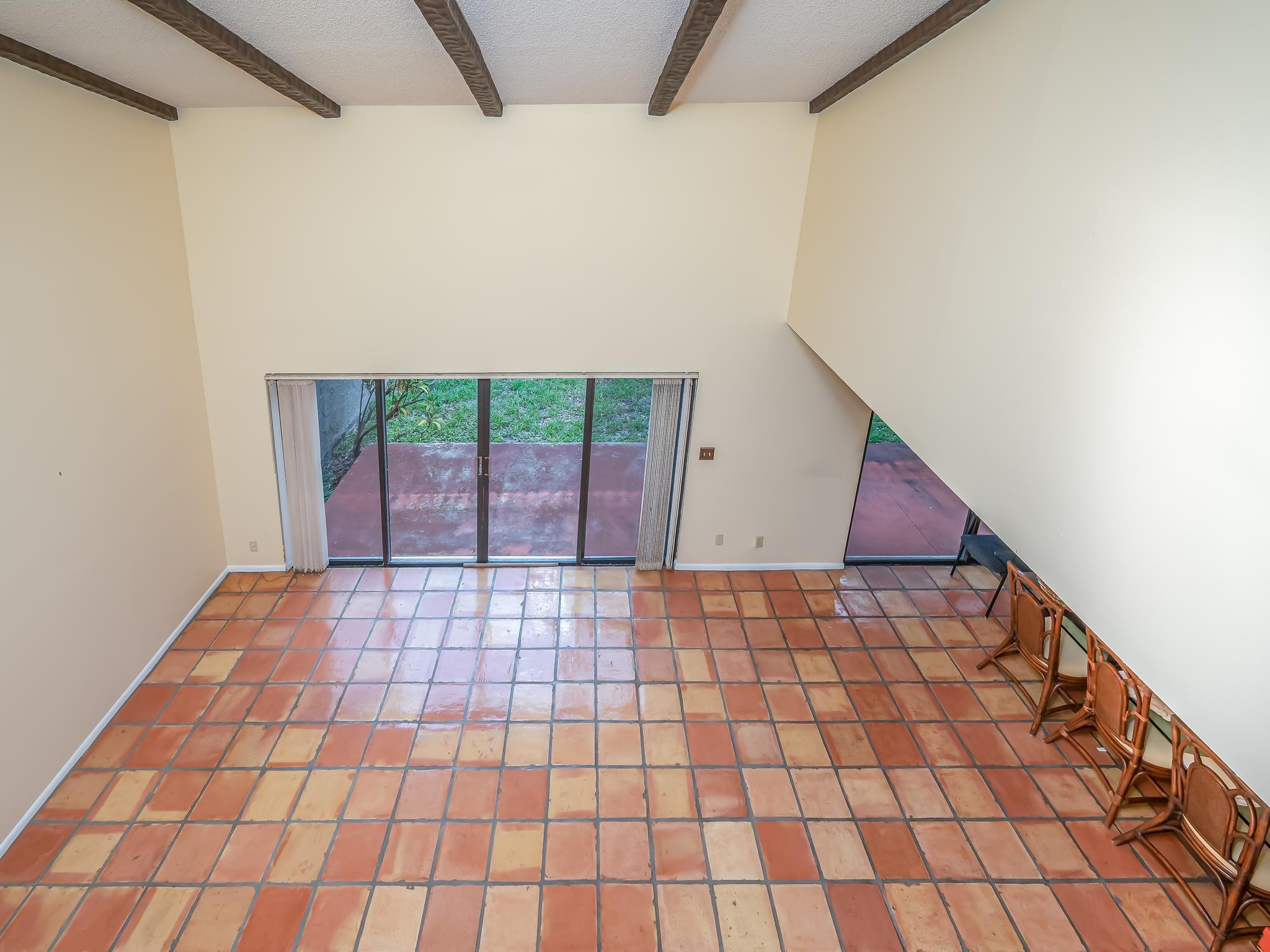 203 Bonnie Brae Way, Unit 34 Hollywood, FL 33021 - Photo 12 of 41 a view of an empty room and window