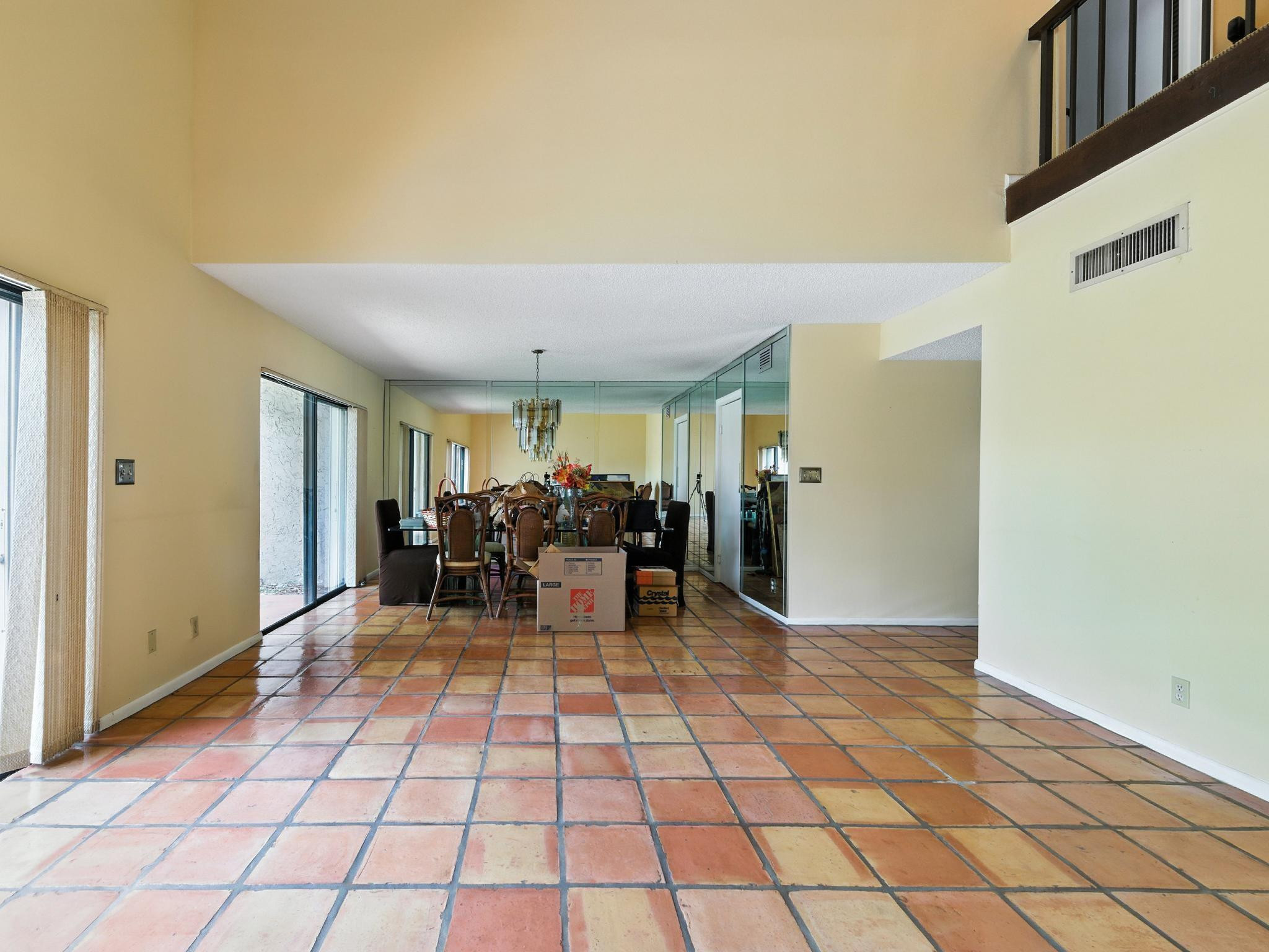 203 Bonnie Brae Way, Unit 34 Hollywood, FL 33021 - Photo 34 of 41 a view of a livingroom with furniture and dining room view