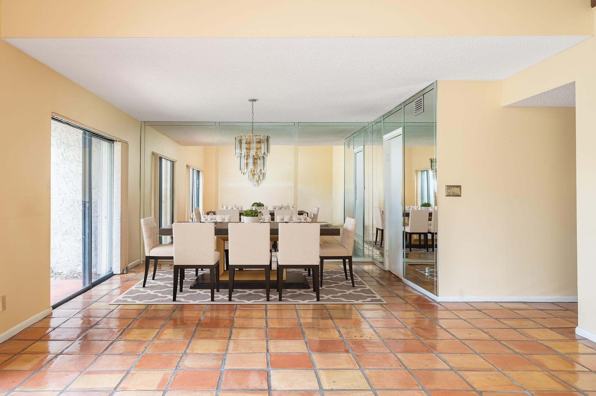 203 Bonnie Brae Way, Unit 34 Hollywood, FL 33021 - Photo 8 of 41 a view of a livingroom with furniture and window