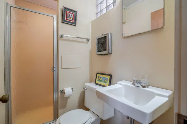 $396,000 | 317 Windemere Drive, Staunton, VA 24401