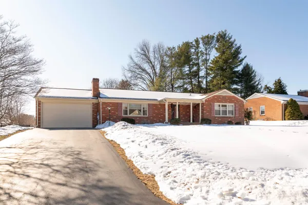 $396,000 | 317 Windemere Drive, Staunton, VA 24401