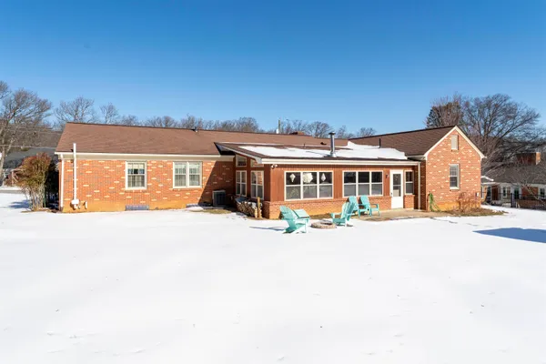$396,000 | 317 Windemere Drive, Staunton, VA 24401
