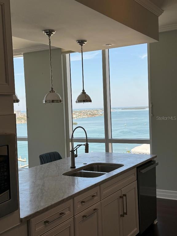 331 Cleveland Street, Unit 1504 Clearwater, FL 33755 - Photo 12 of 46