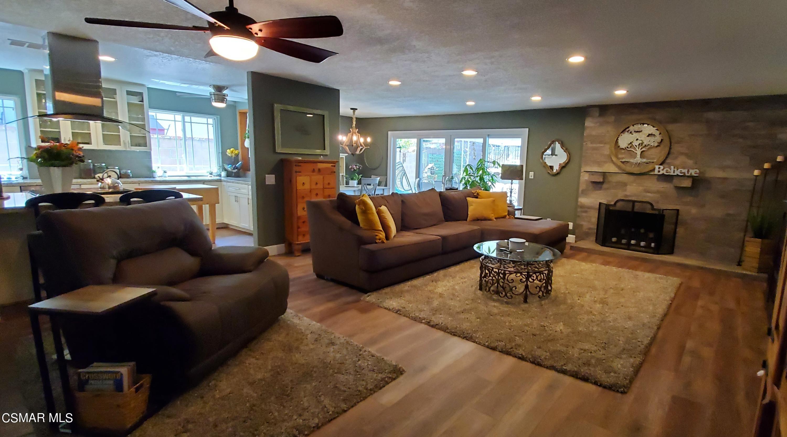 5458 Katherine Street Simi Valley, CA 93063 - Photo 6 of 36 Living Room
