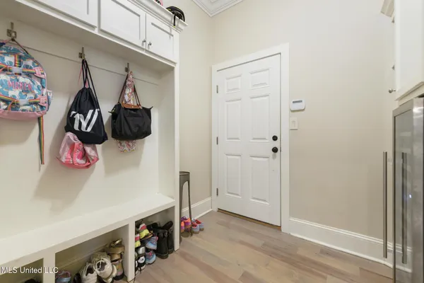 $1,250,000 | 4 Mulberry Place, Ocean Springs, MS 39564
