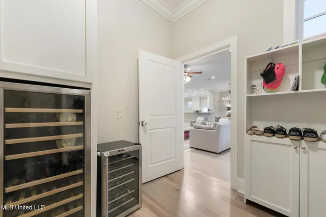 $1,250,000 | 4 Mulberry Place, Ocean Springs, MS 39564