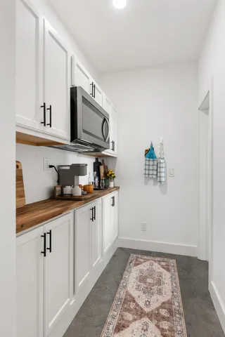 $1,275,000 | 4467 Old Highway 52 East, Westmoreland, TN 37186