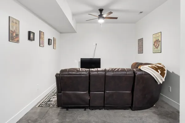 $1,250,000 | 4467 Old Highway 52 East, Westmoreland, TN 37186