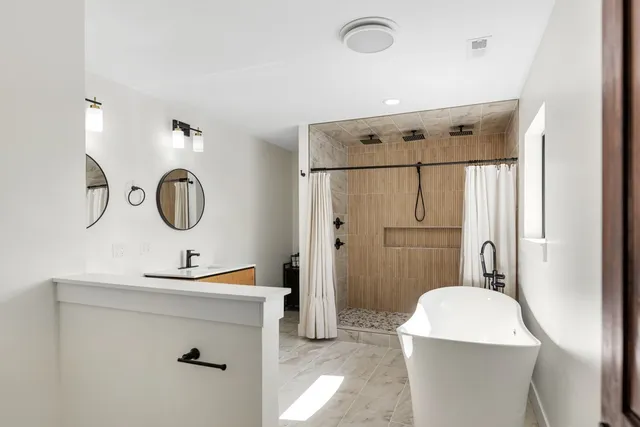 $1,275,000 | 4467 Old Highway 52 East, Westmoreland, TN 37186