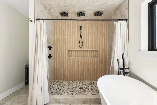 $1,275,000 | 4467 Old Highway 52 East, Westmoreland, TN 37186