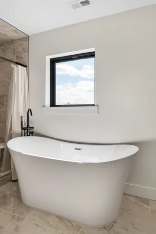 $1,275,000 | 4467 Old Highway 52 East, Westmoreland, TN 37186