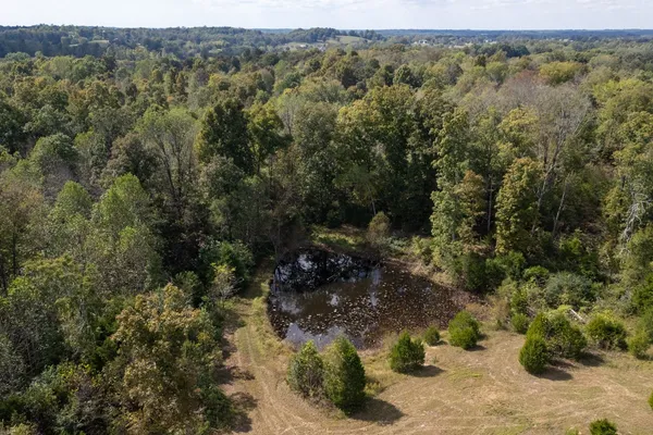 $1,250,000 | 4467 Old Highway 52 East, Westmoreland, TN 37186