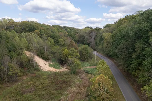 $1,250,000 | 4467 Old Highway 52 East, Westmoreland, TN 37186