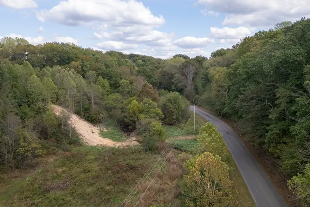 $1,275,000 | 4467 Old Highway 52 East, Westmoreland, TN 37186