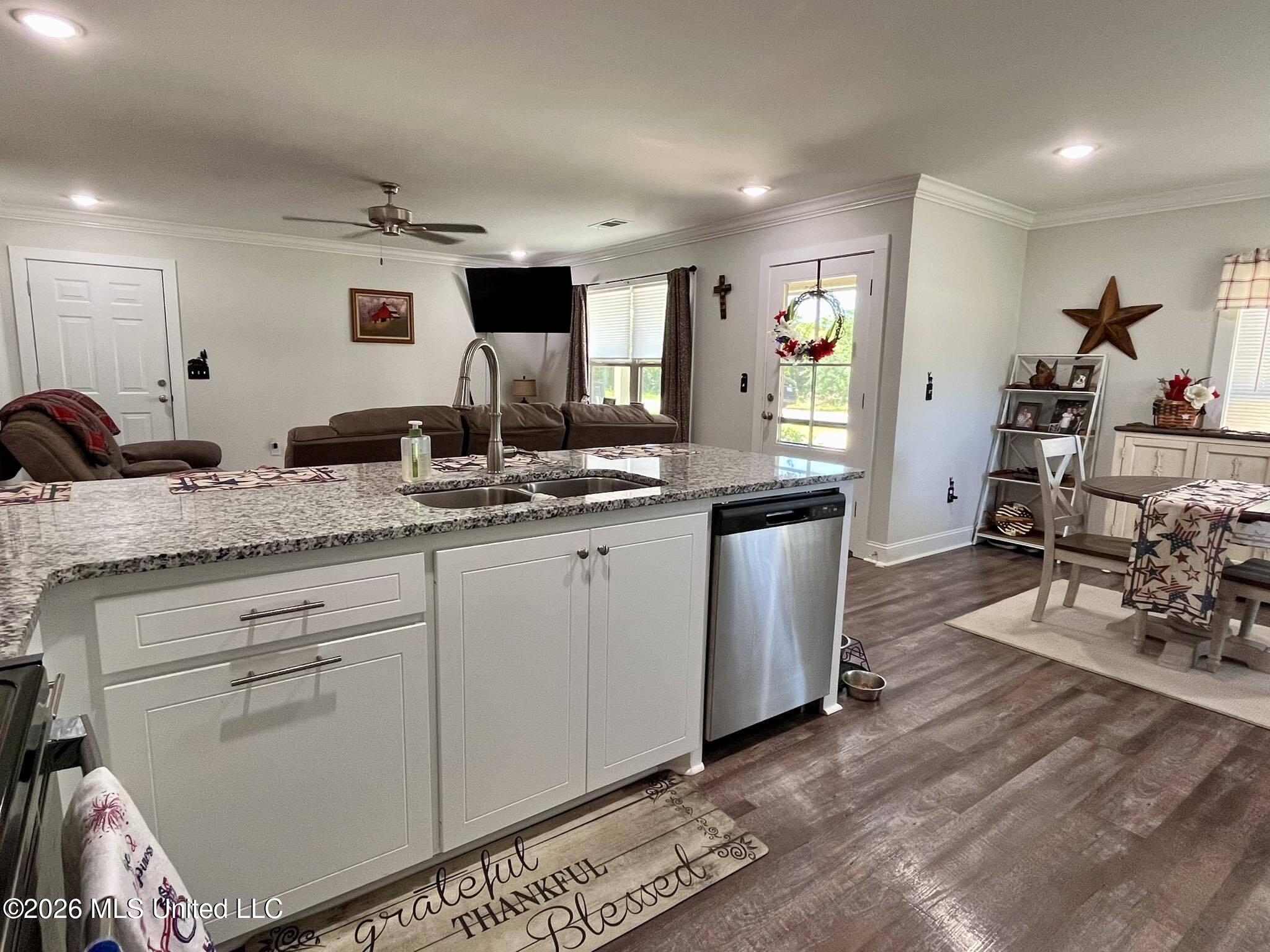 1421 Scr 66 Road Mize, MS 39116 - Photo 14 of 46 678943400_1973023057421218_2472082229652