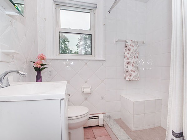 4 Chapman Road Wakefield, MA 01880 - Photo 8 of 25 Gallery Image 8