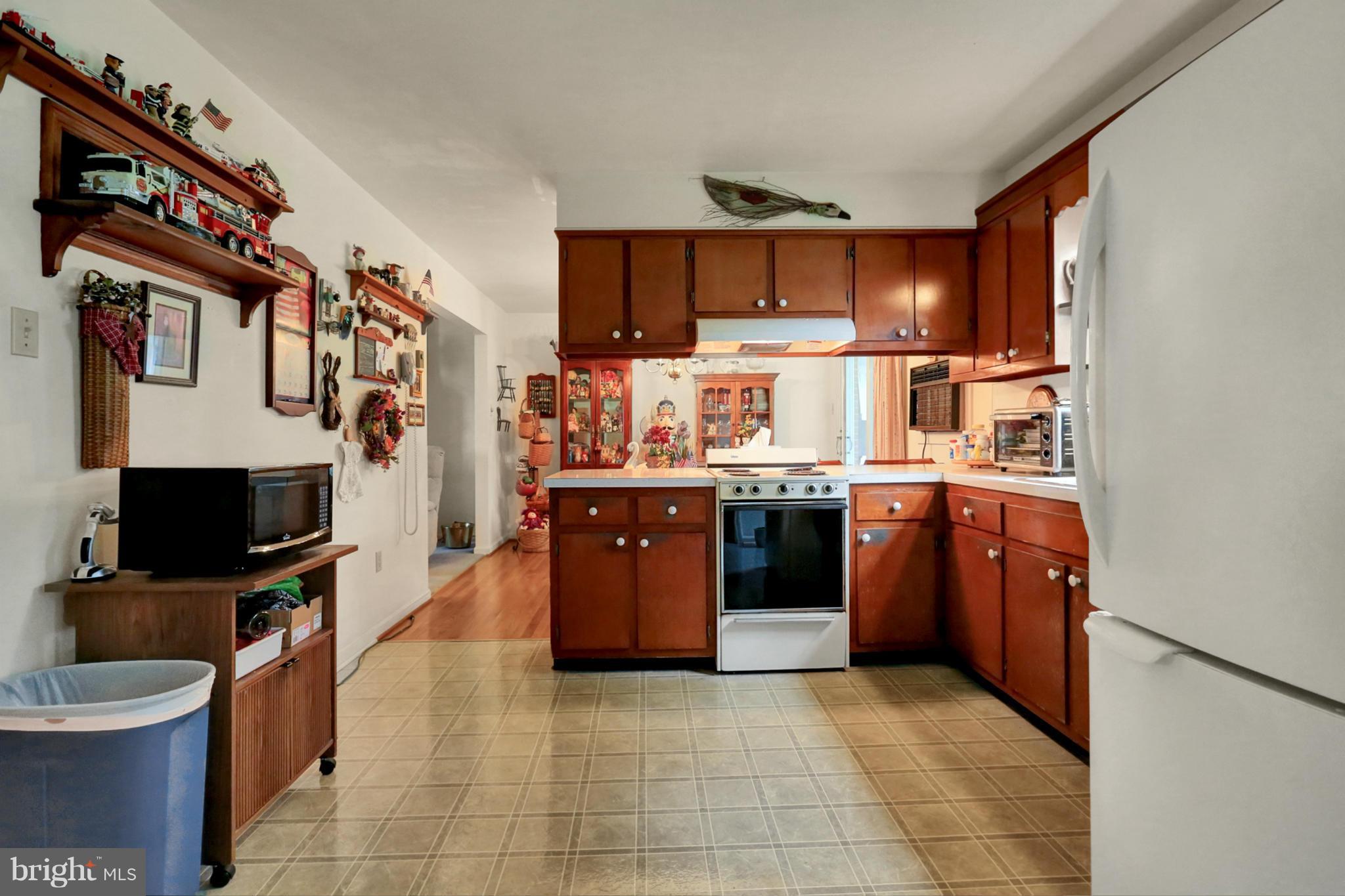 511 Westover Road Shippensburg, PA 17257 - Photo 17 of 30 Kitchen