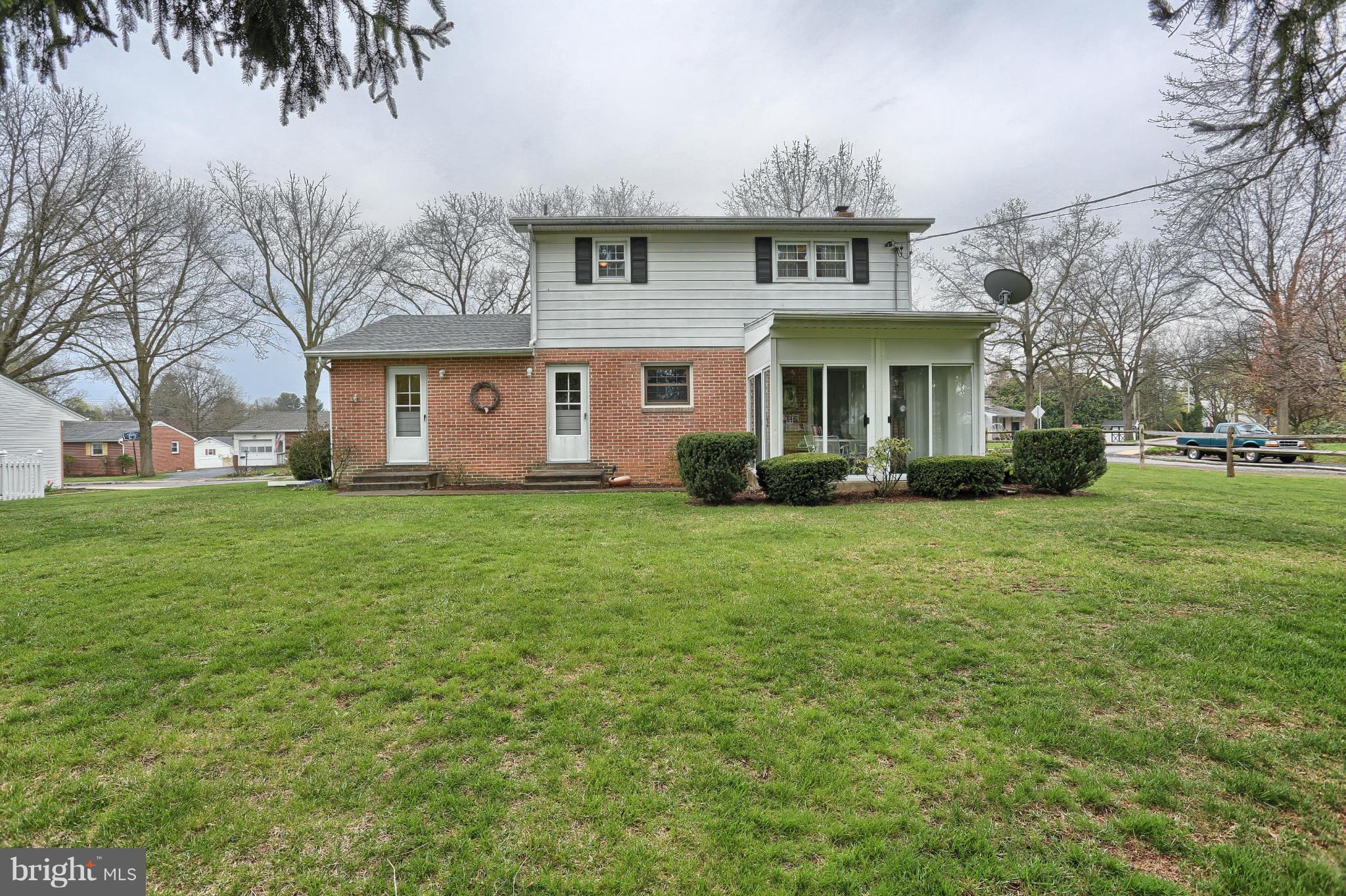 511 Westover Road Shippensburg, PA 17257 - Photo 5 of 30 Exterior (Rear)