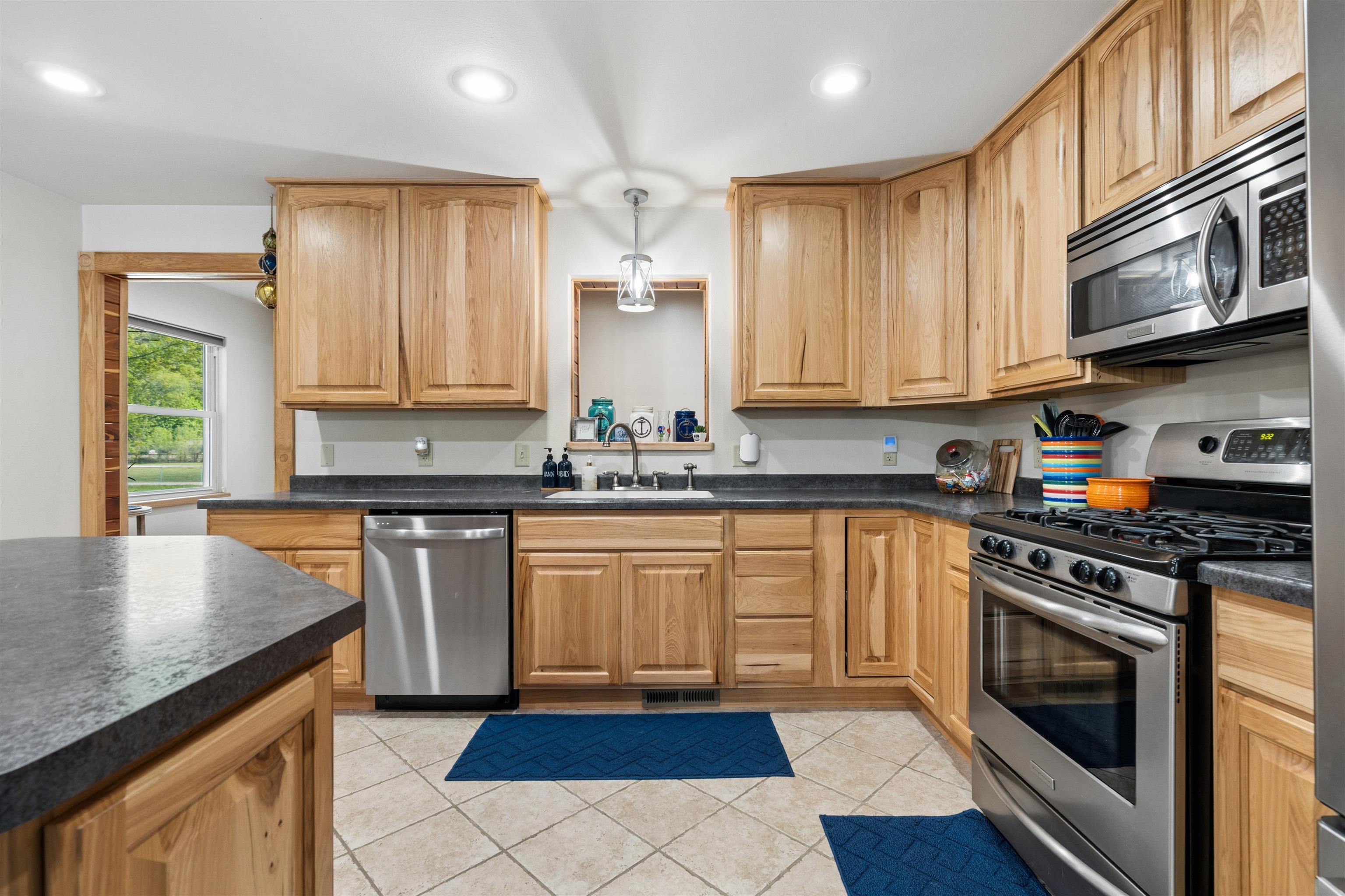1312 Jack Oak Road Cassville, WI 53806 - Photo 14 of 49