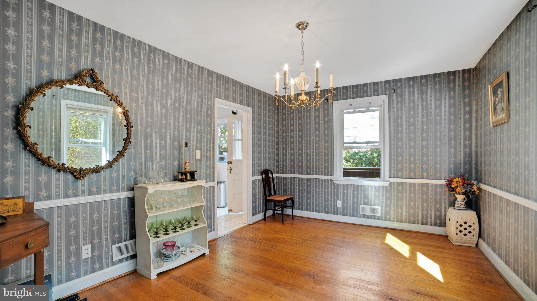 109 Stanmore Road Baltimore, MD 21212 - Photo 6 of 26 Dining Room