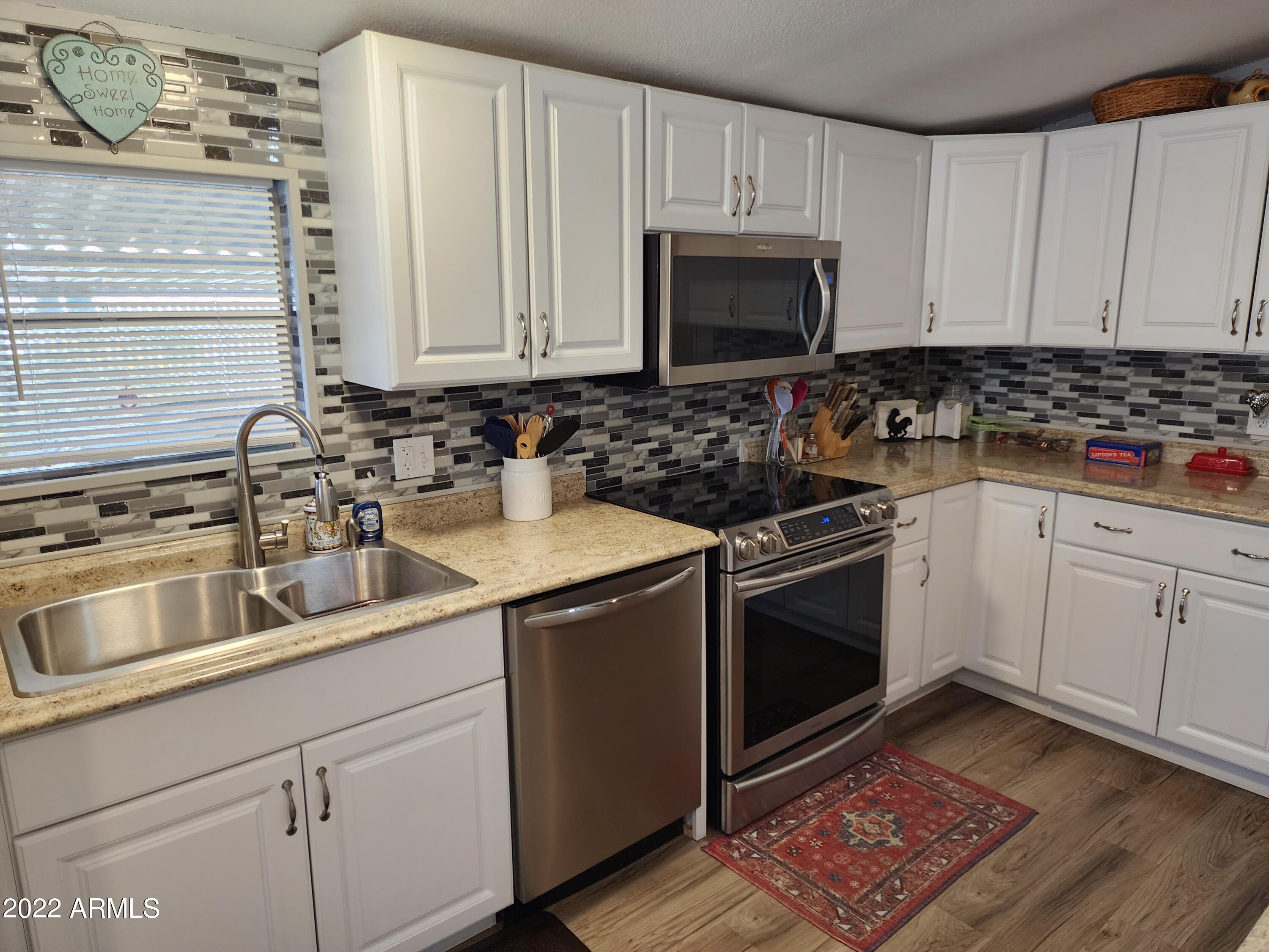 16005 North 32nd Street, Unit 157 Phoenix, AZ 85032 - Photo 14 of 57 20221003_151204