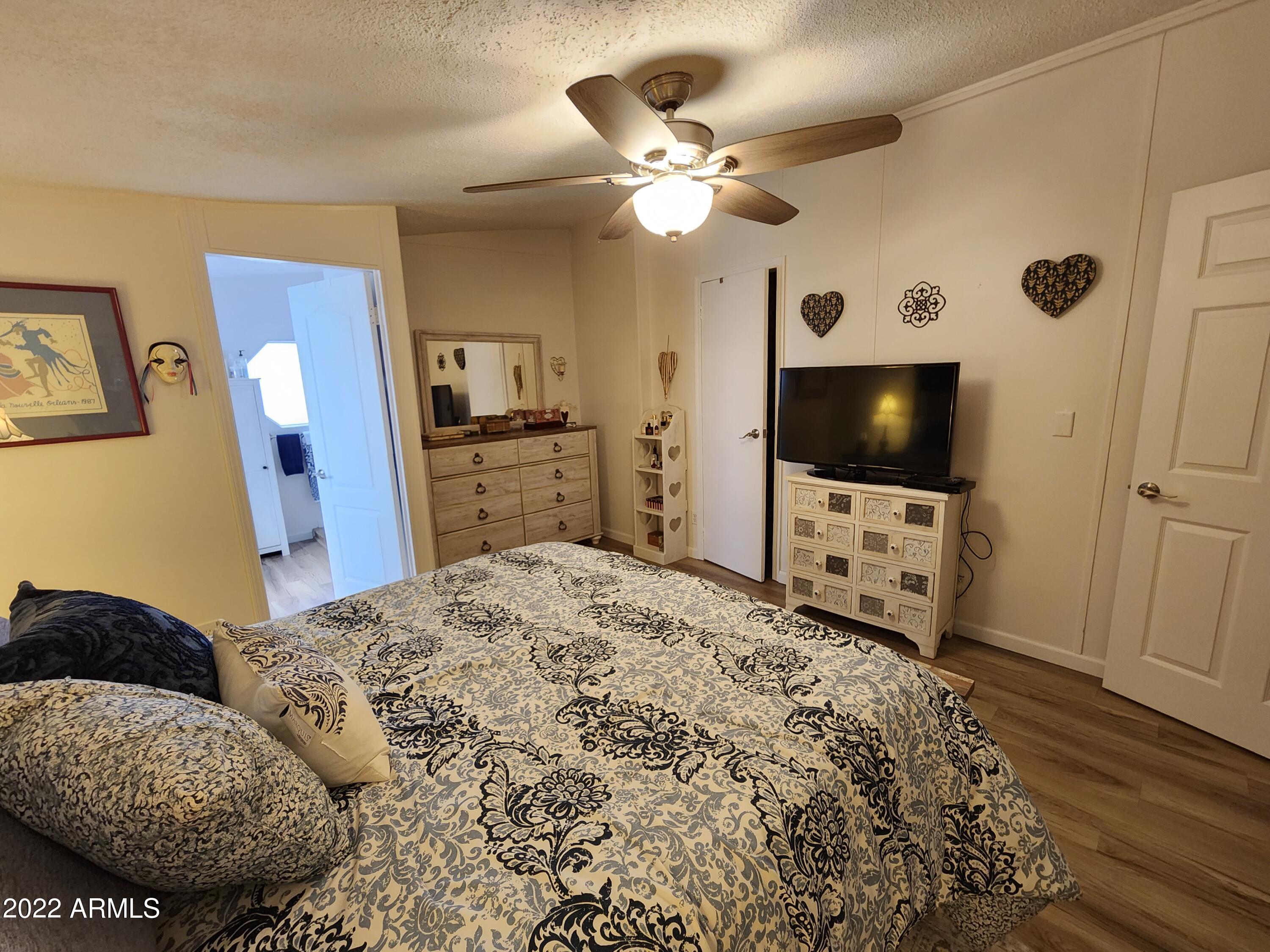 16005 North 32nd Street, Unit 157 Phoenix, AZ 85032 - Photo 22 of 57 20221003_144937
