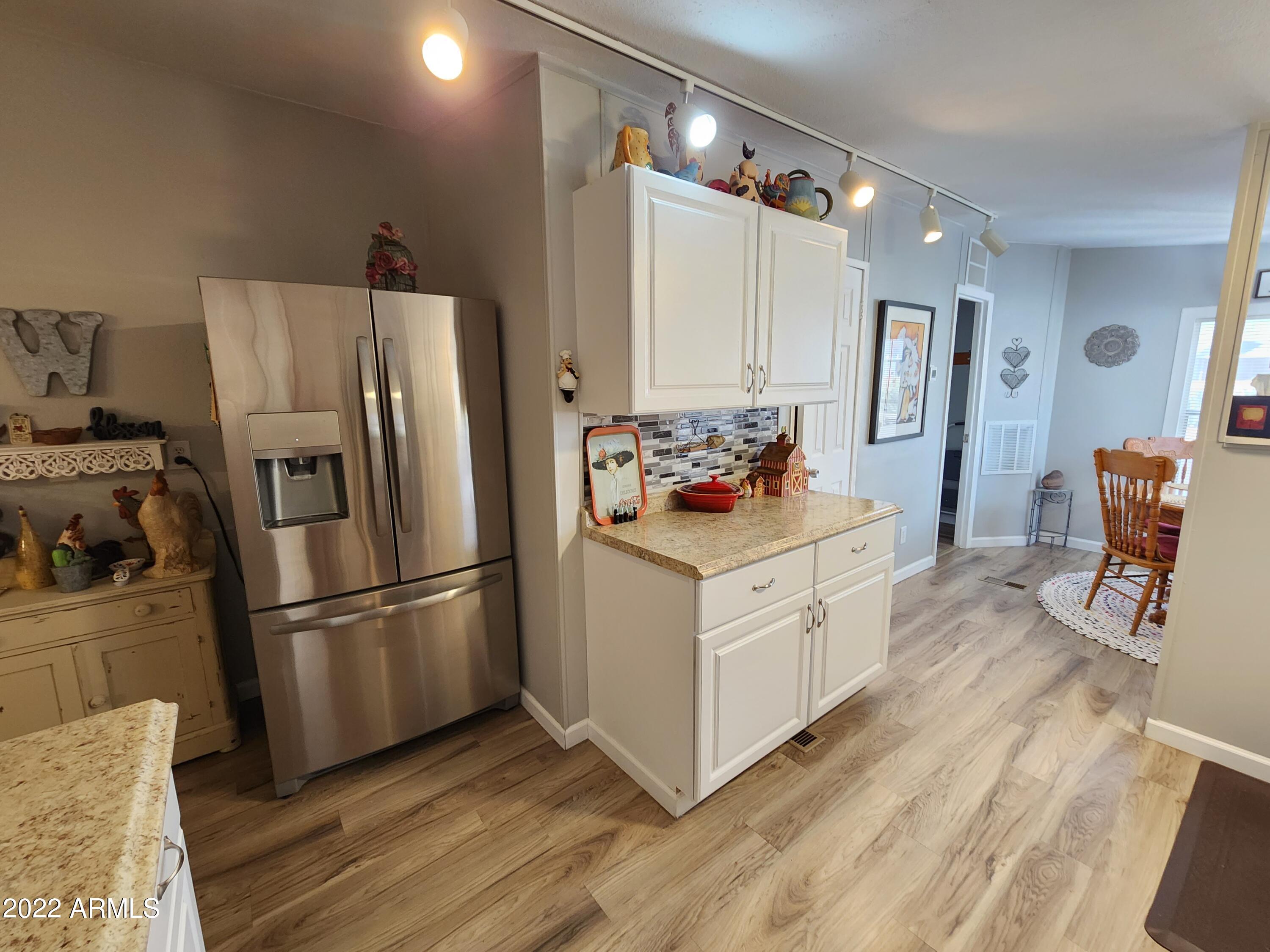 16005 North 32nd Street, Unit 157 Phoenix, AZ 85032 - Photo 9 of 57 20221003_150833