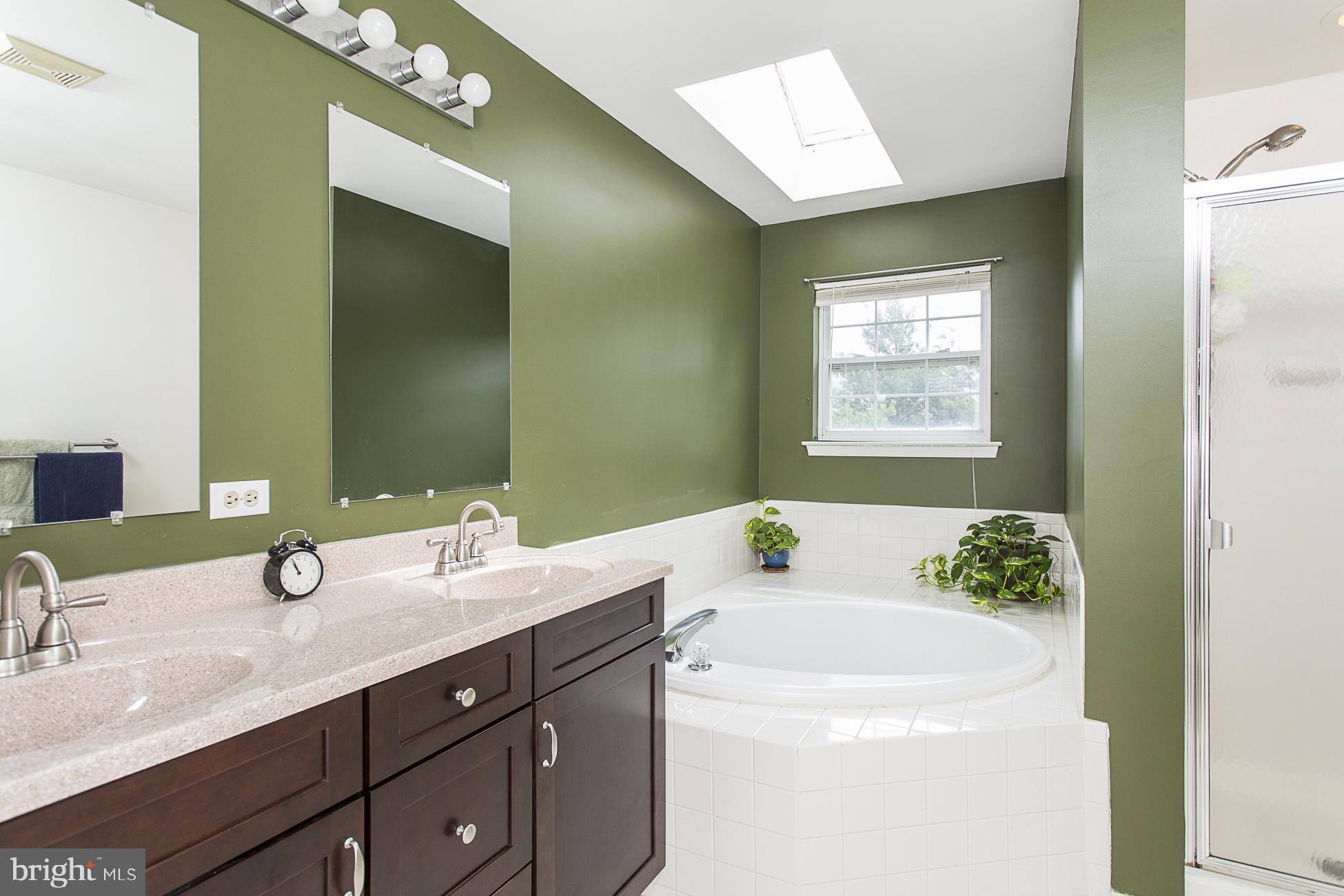 42 Castleton Road Princeton, NJ 08540 - Photo 15 of 21 Main Bathroom