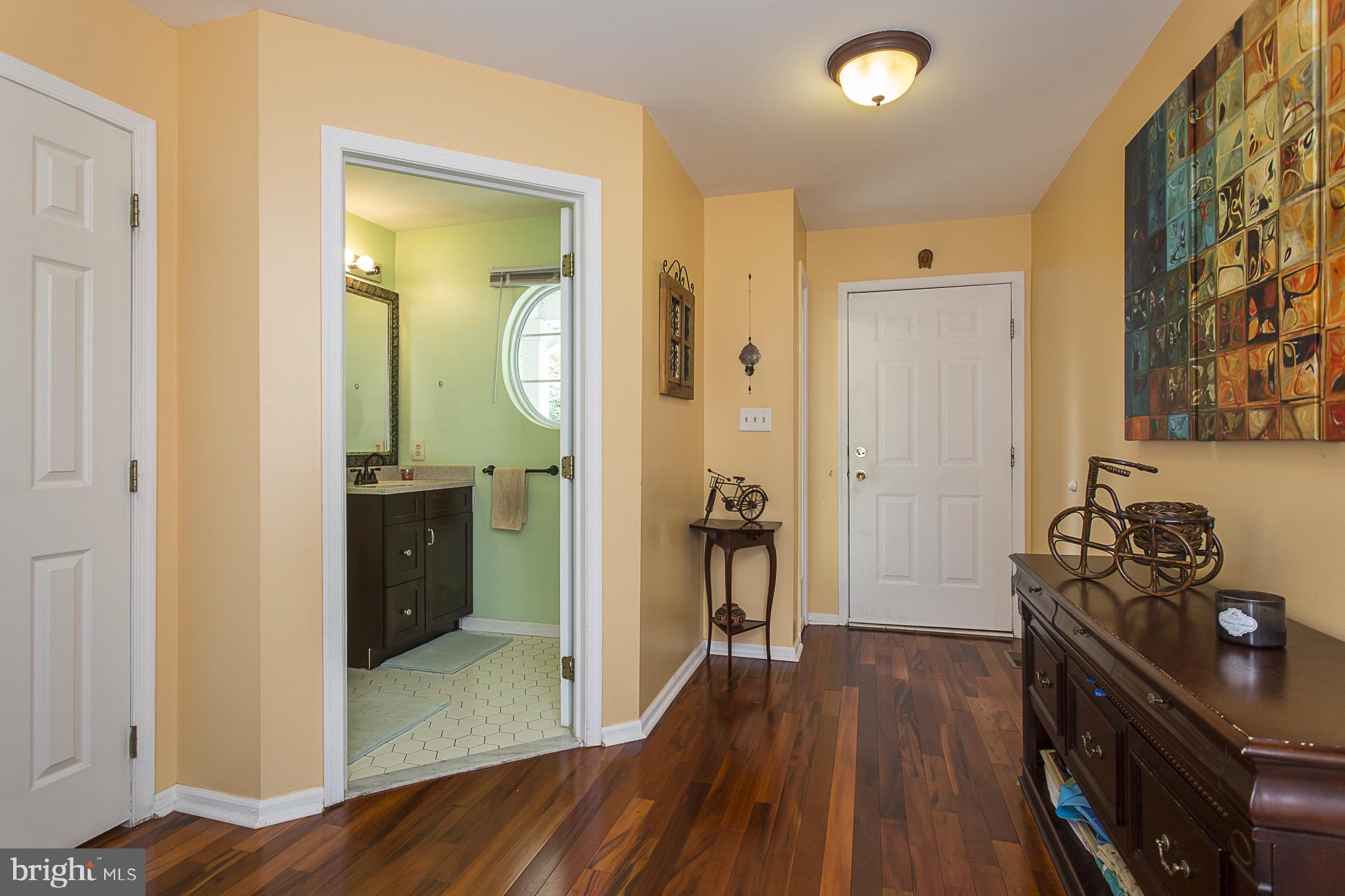 42 Castleton Road Princeton, NJ 08540 - Photo 2 of 21 Entrance Foyer