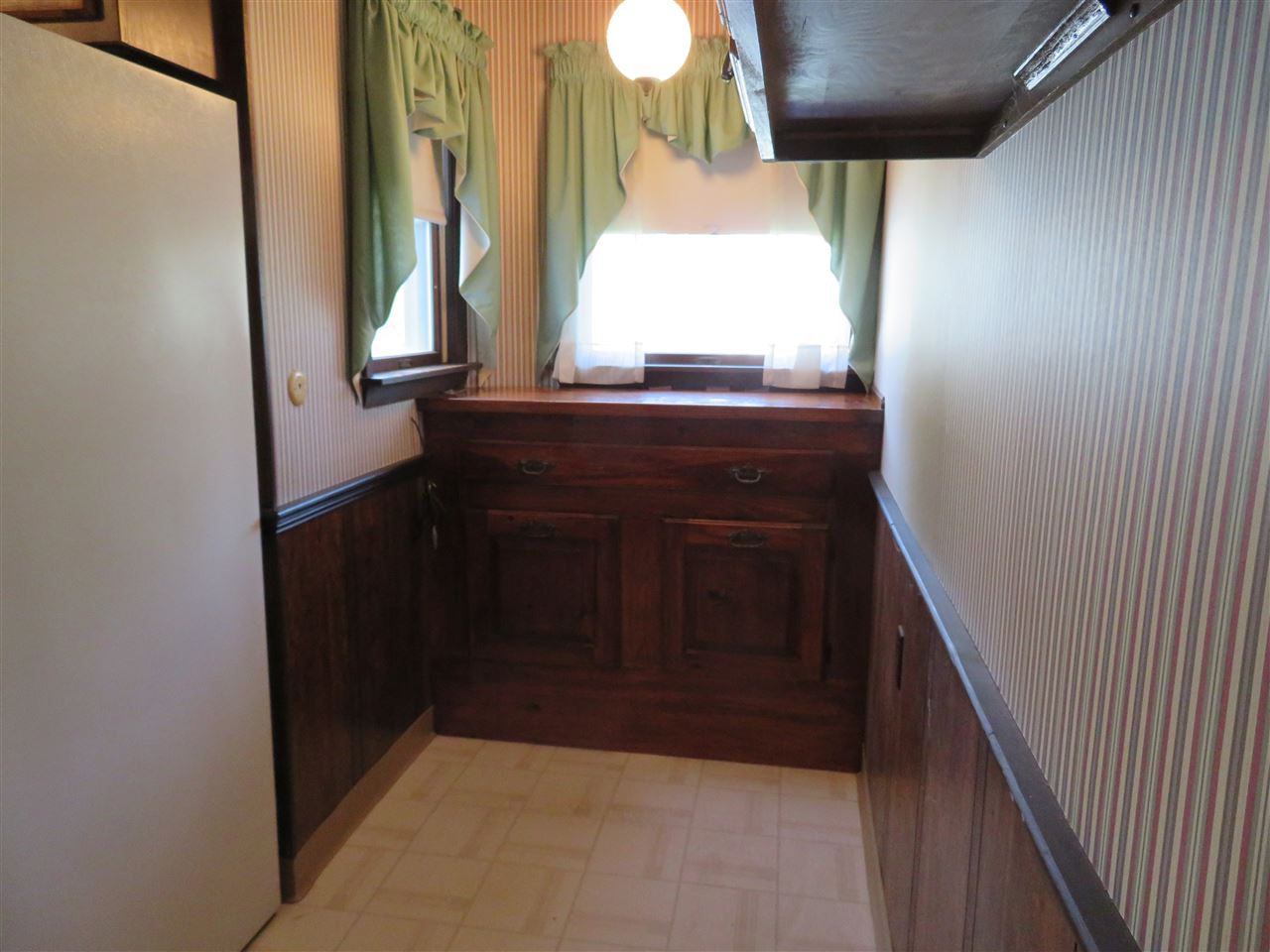21 Linden Street Exeter, NH 03833 - Photo 14 of 29 Gallery Image 14