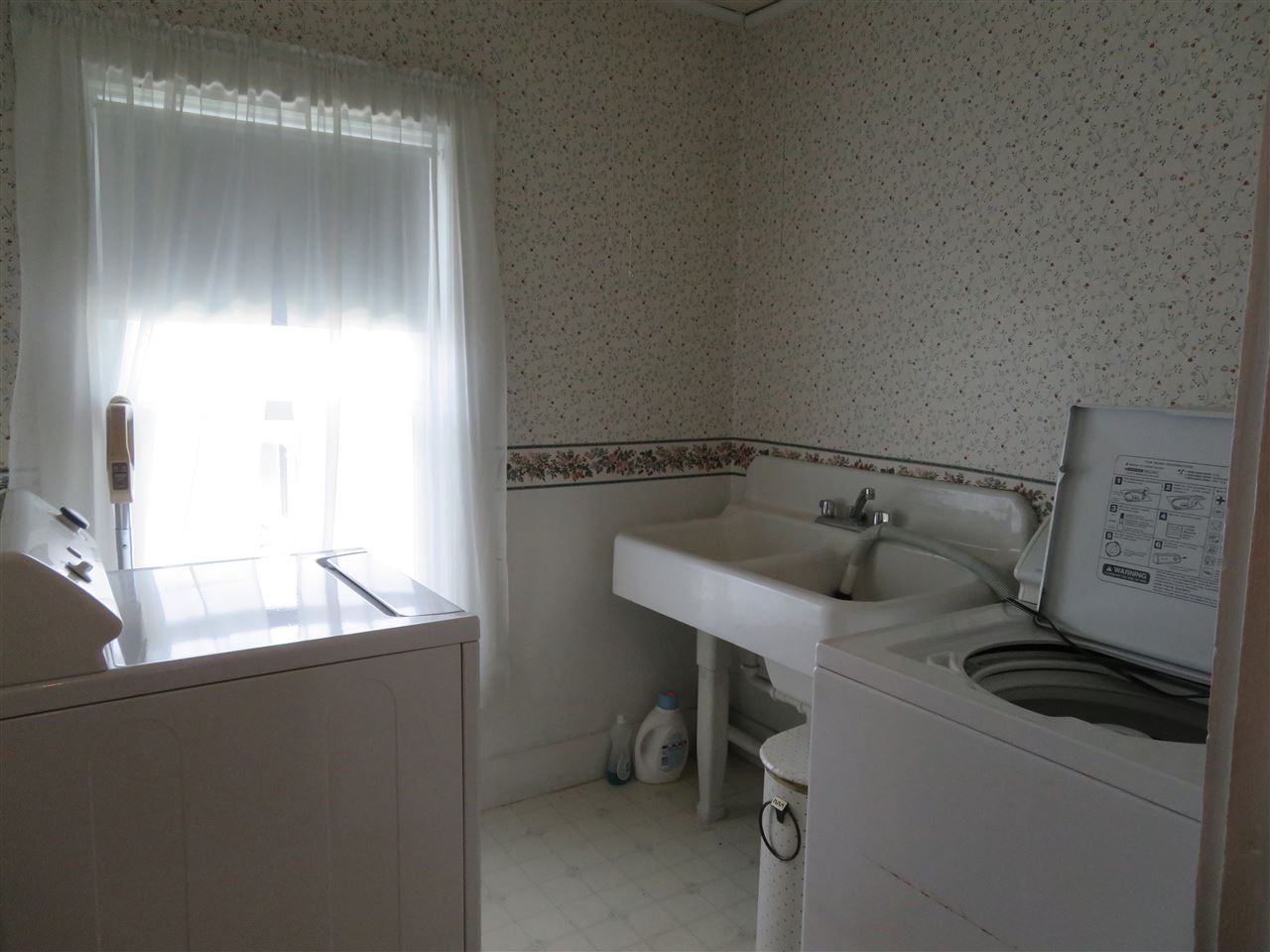 21 Linden Street Exeter, NH 03833 - Photo 16 of 29 Gallery Image 16