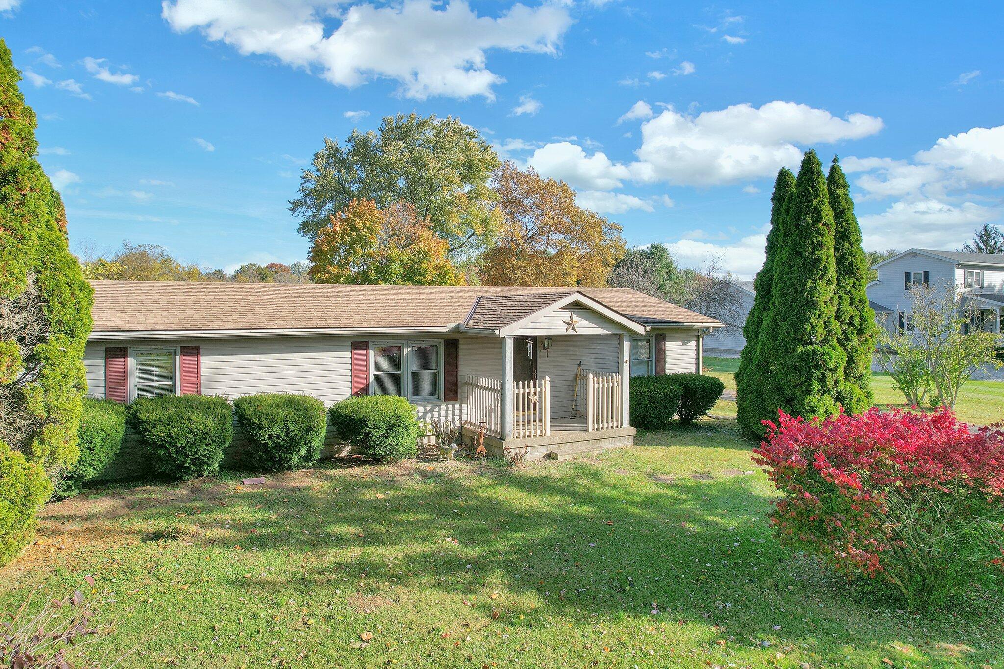 7260 Marcy Road Northwest Lancaster, OH 43130 - Photo 2 of 22 2-web-or-mls-7260-marcy-rd-nw - Copy