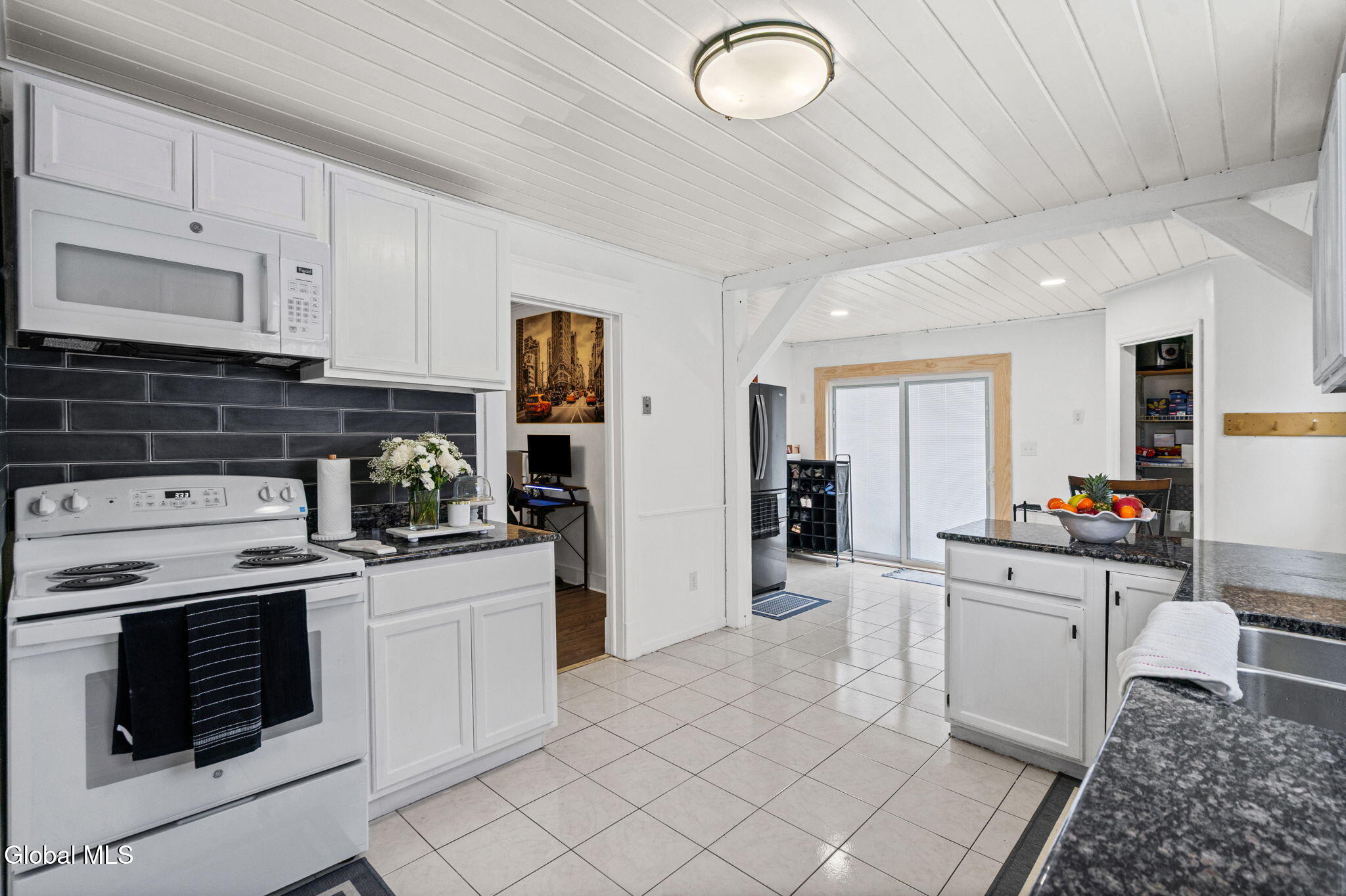 837 Harrison Avenue Schenectady, NY 12306 - Photo 13 of 41 7-web-or-mls-837-harrison-ave