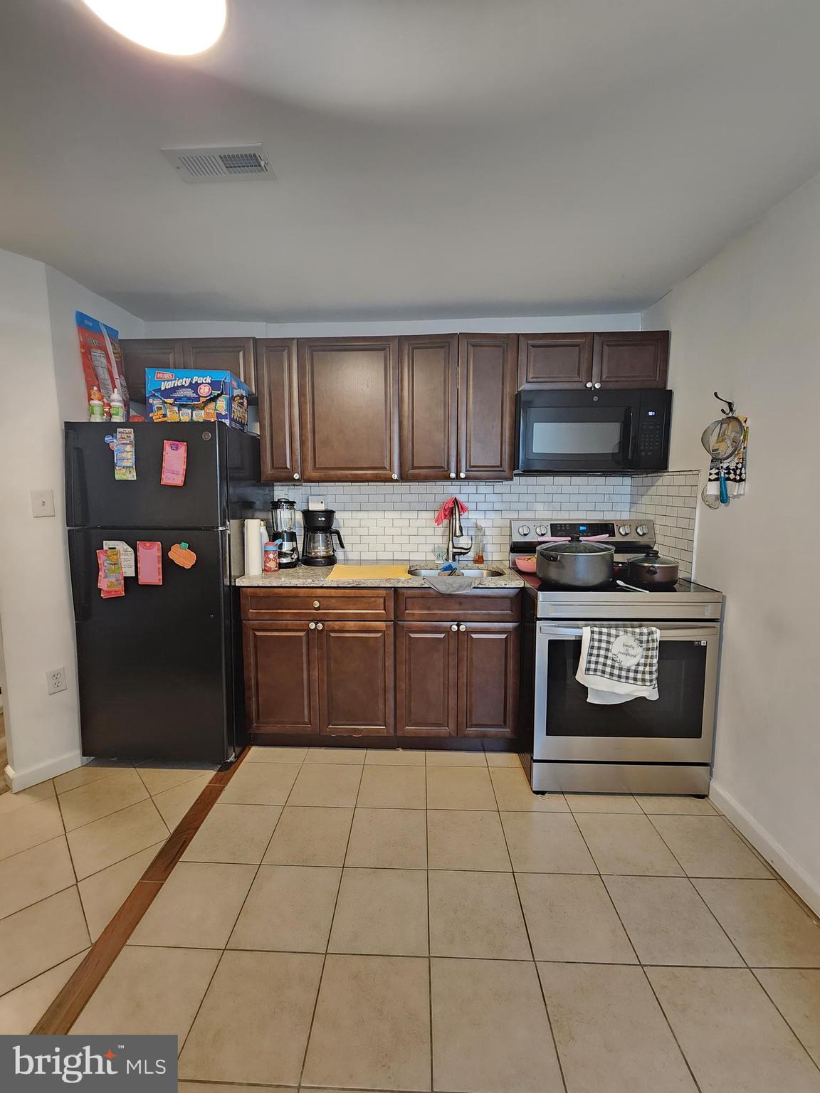 565 Van Kirk Street Philadelphia, PA 19120 - Photo 22 of 32 2nd Floor