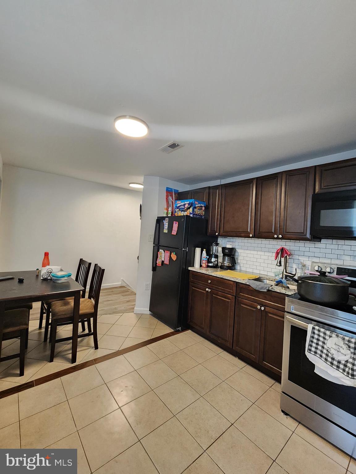 565 Van Kirk Street Philadelphia, PA 19120 - Photo 23 of 32 2nd Floor