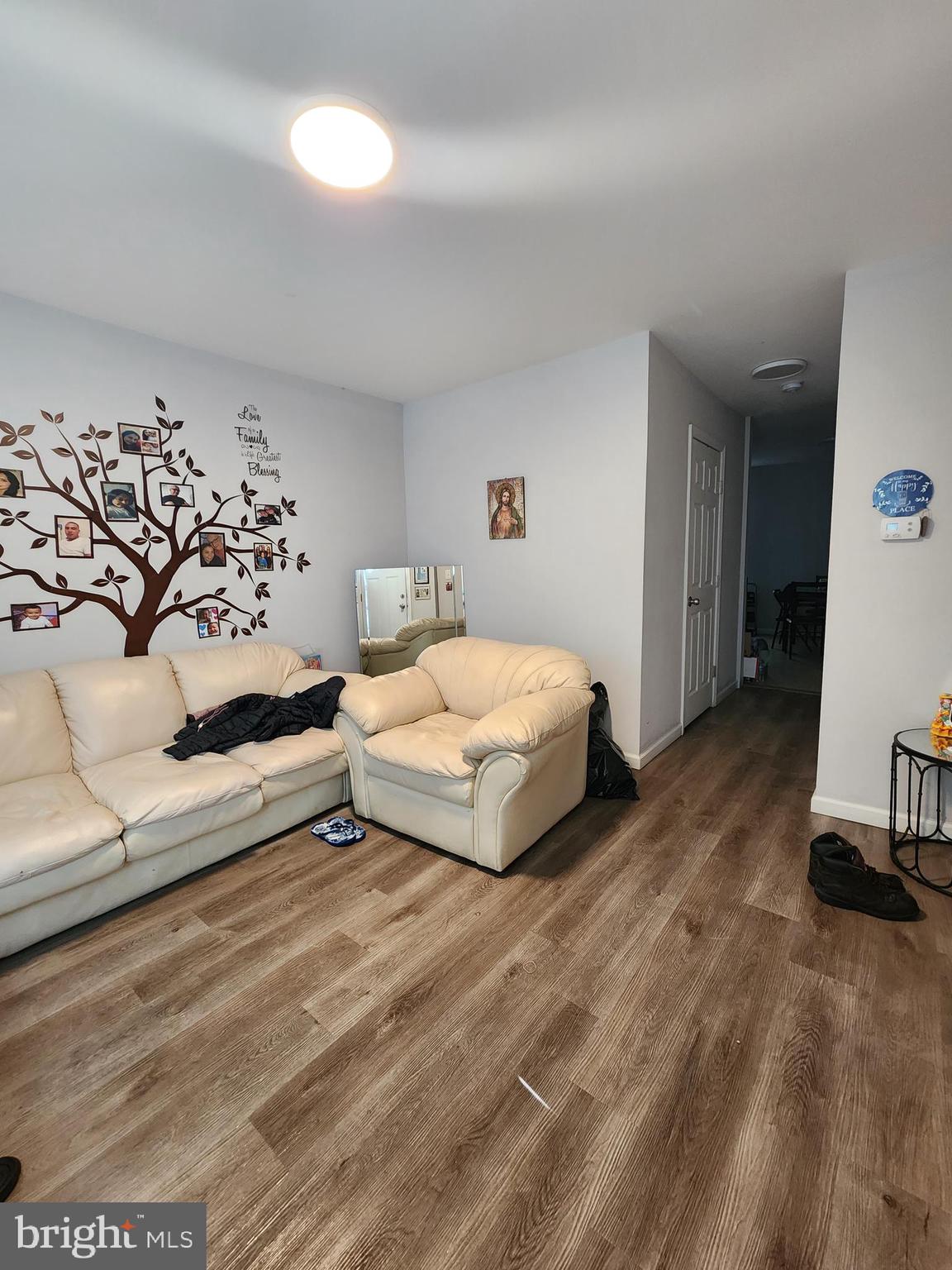 565 Van Kirk Street Philadelphia, PA 19120 - Photo 5 of 32 1st Floor