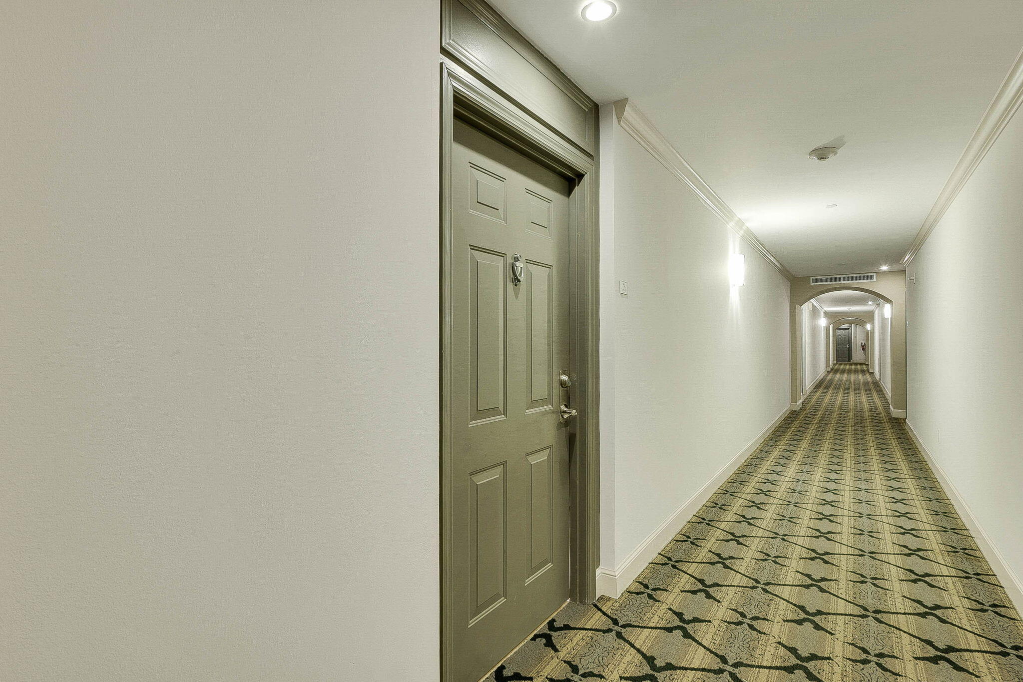 233 South Federal Highway, Unit 403 Boca Raton, FL 33432 - Photo 21 of 60 Hallway